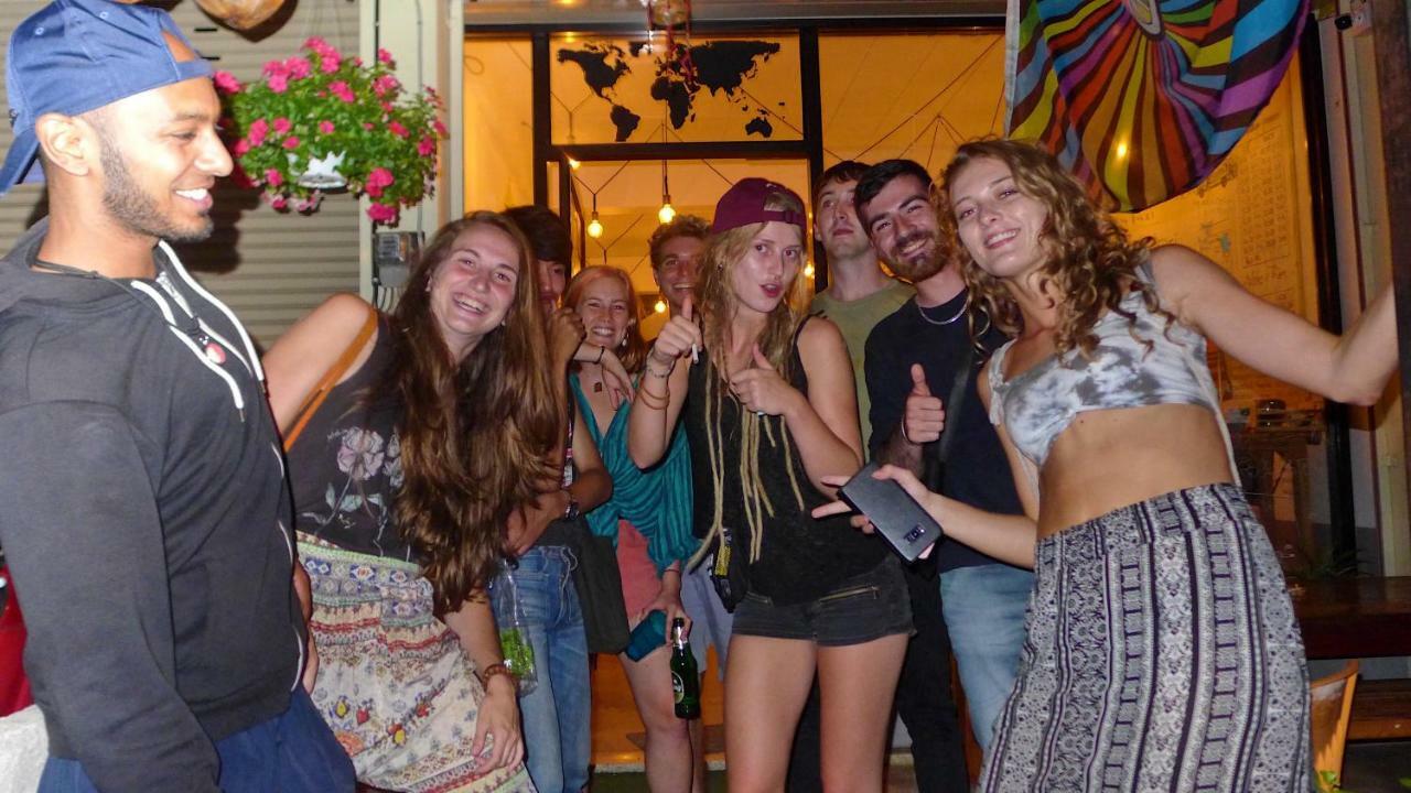 Stamp Hostel (Adults Only) Ban Yang  Ngoại thất bức ảnh