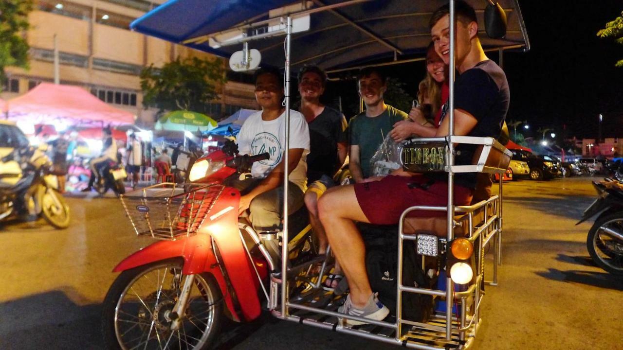 Stamp Hostel (Adults Only) Ban Yang  Ngoại thất bức ảnh